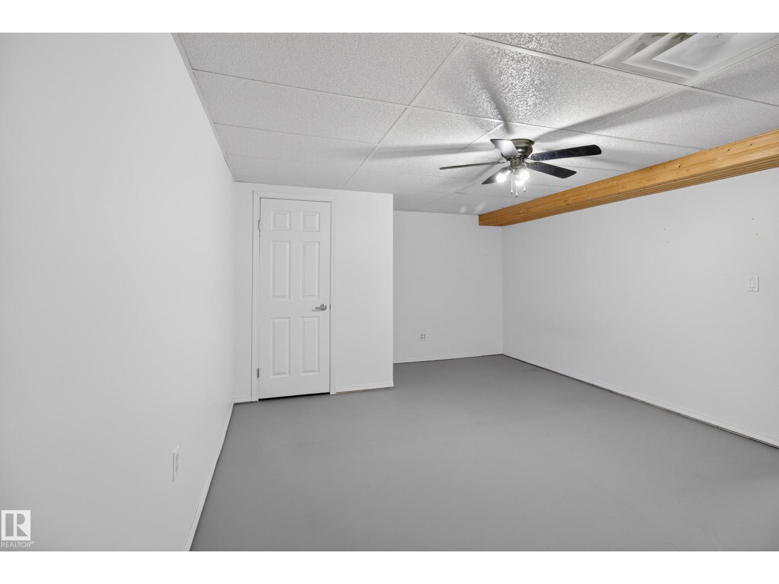 110 52308 RR 214 — photo 34