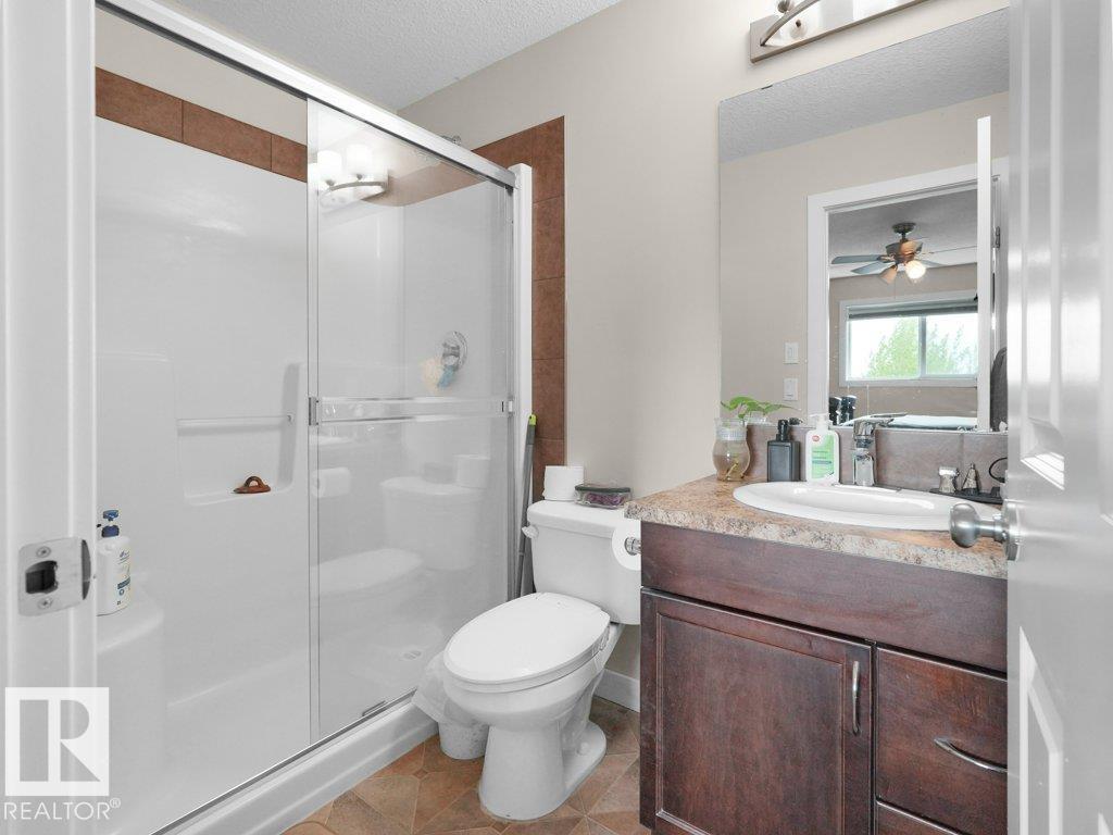 3756 8 ST NW - 30
