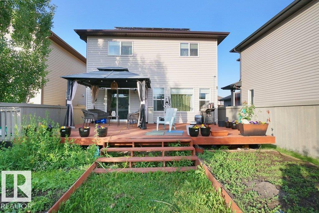 3756 8 ST NW - 51