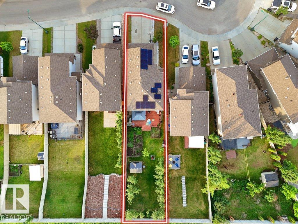 3756 8 ST NW - 55