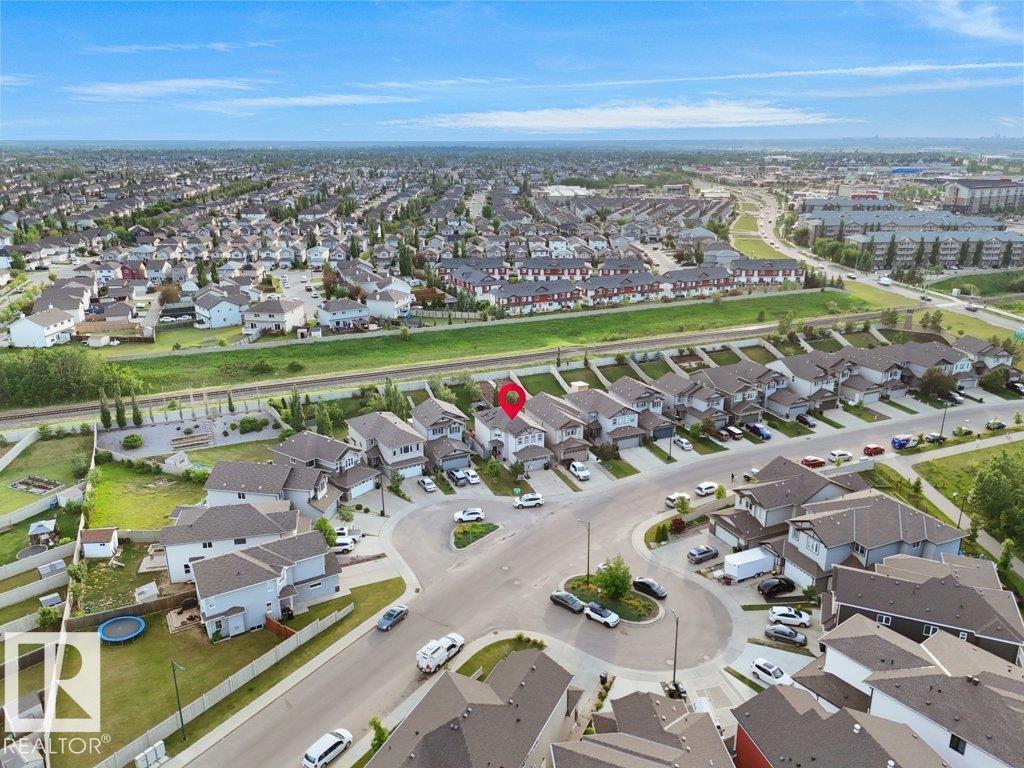 3756 8 ST NW - 56