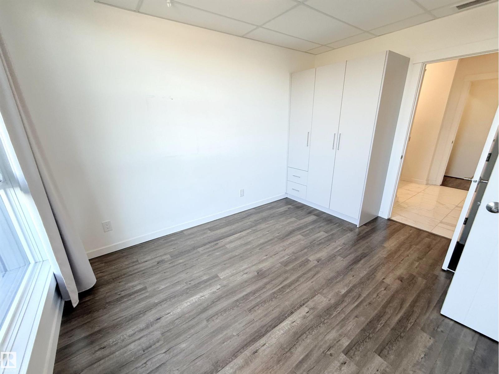 #405 11503 76 AV NW - 15