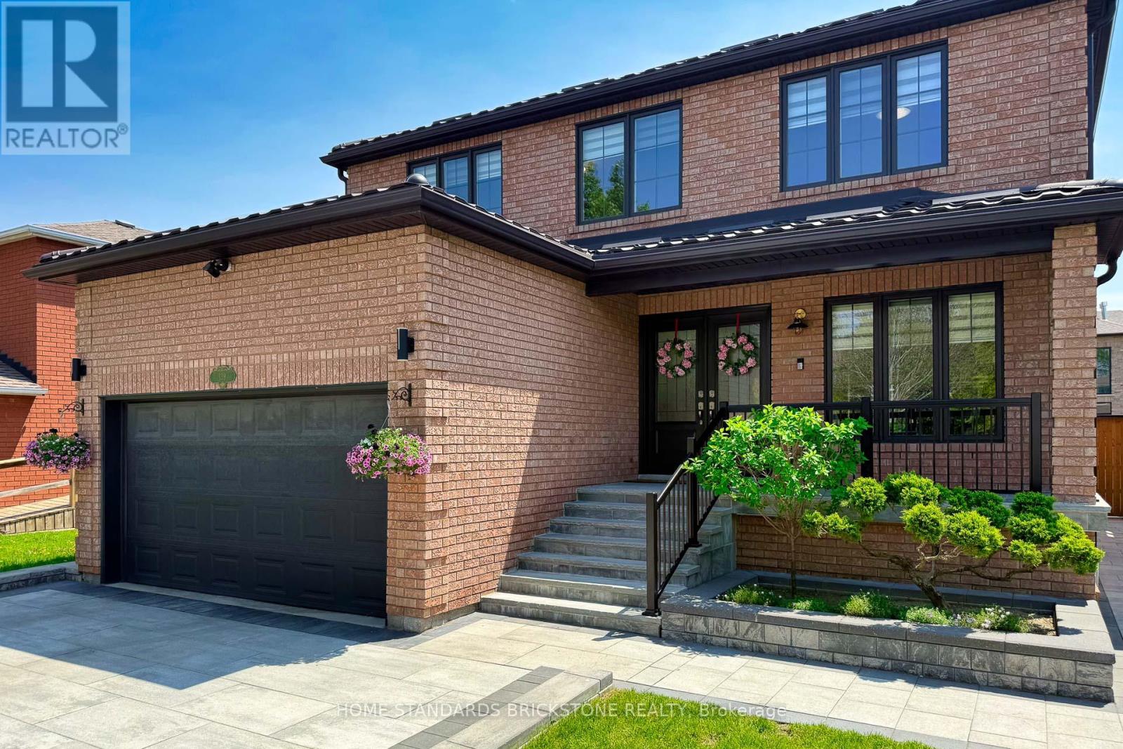 139 PINEWOOD DRIVE - 2