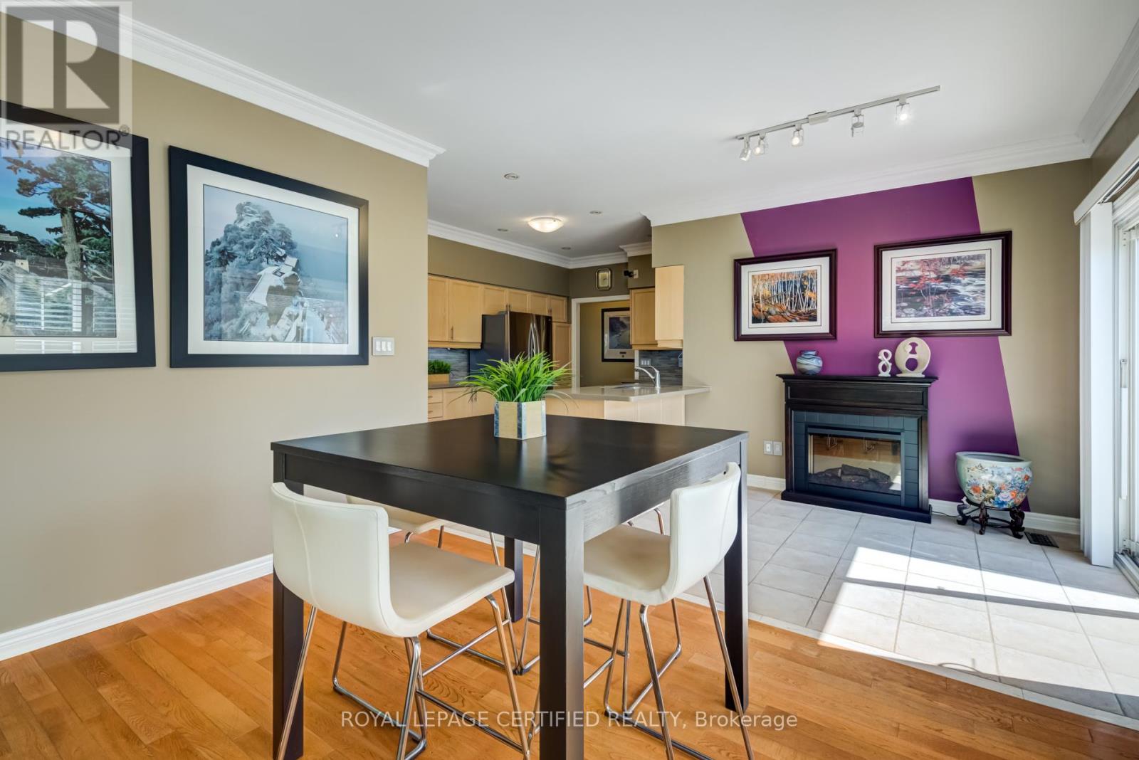 2 ORCHARD PARK GATE - 15