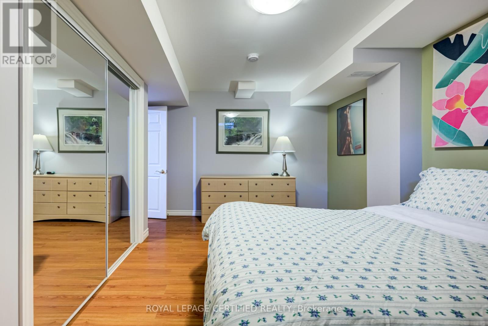 2 ORCHARD PARK GATE - 39