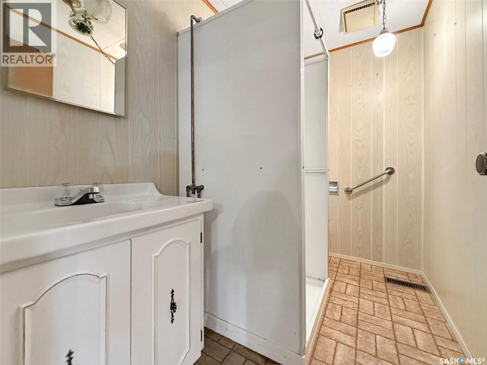 3167 Rutland AVENUE — photo 22
