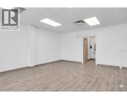 1751 Harvey Avenue Unit# 110, Kelowna, BC V1Y6G4 Photo 6