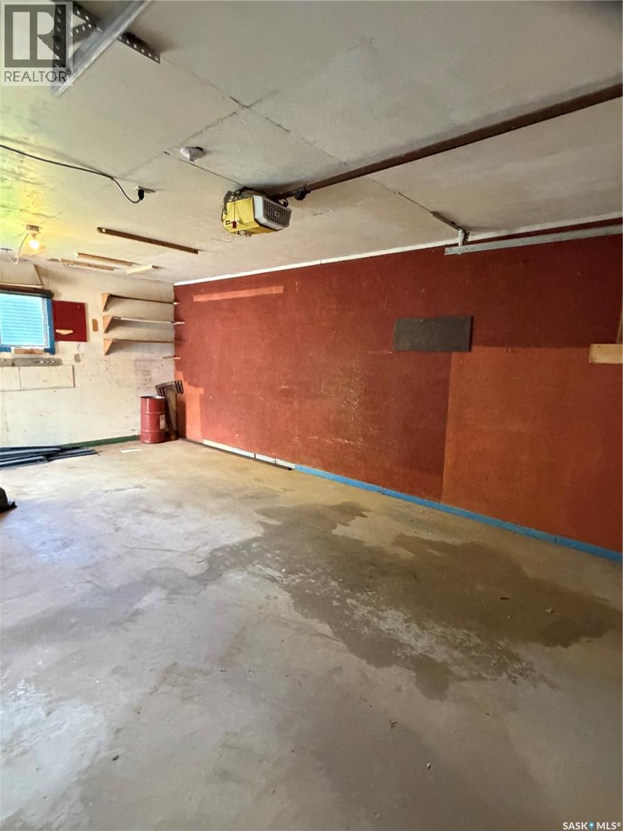 610 Main STREET - 36