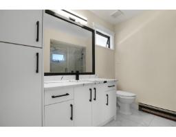 13846 18 Avenue, Surrey, BC V4A1W4 Photo 24