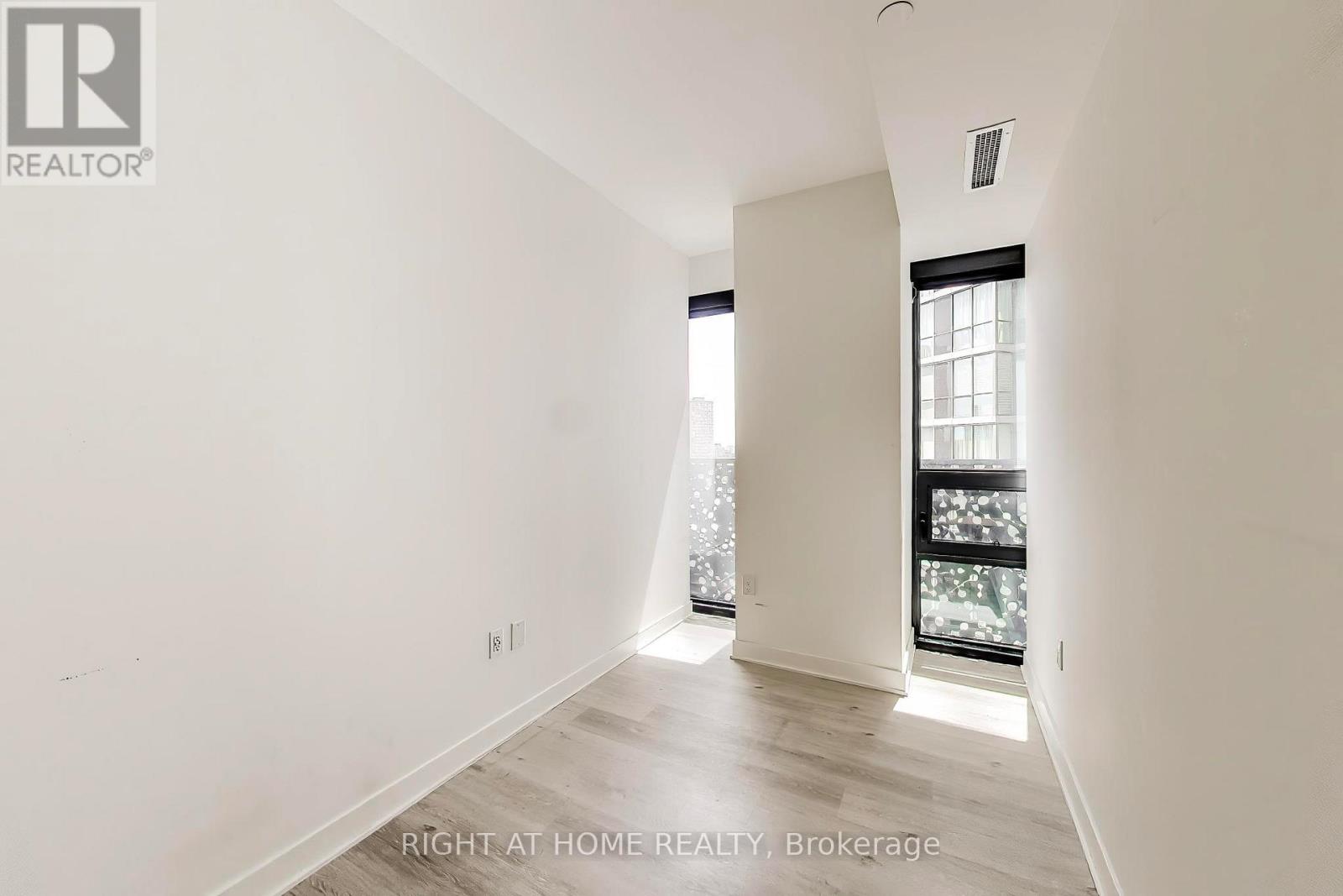 #1406 55 CHARLES STREET E - 22