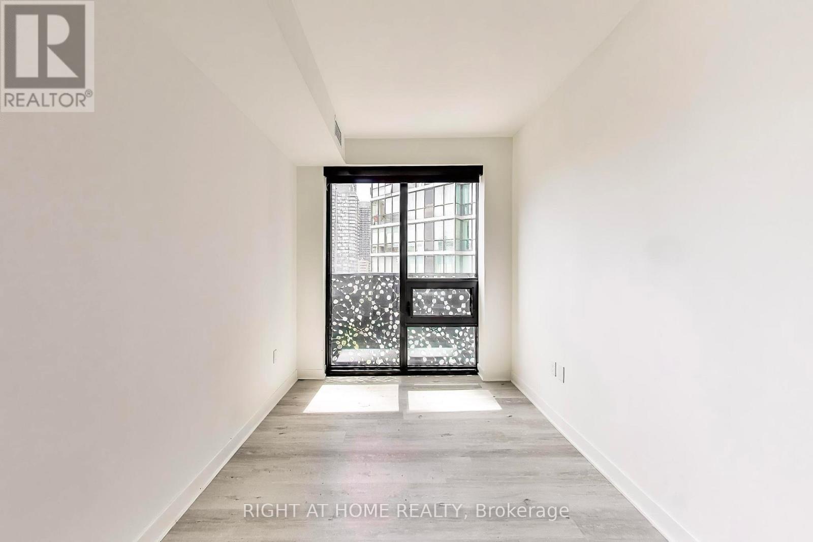 #1406 55 CHARLES STREET E - 25