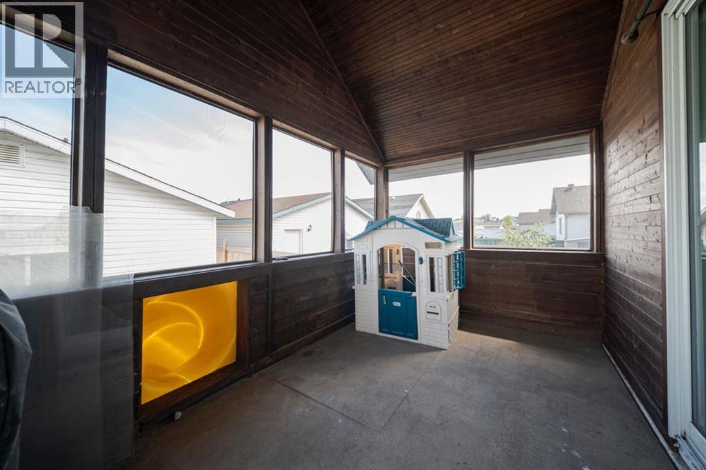 134 St. Laurent Way — photo 40