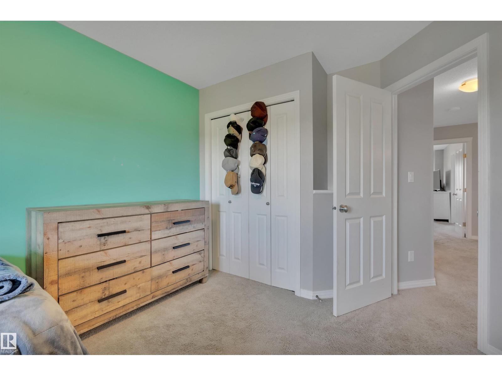 86 SANDALWOOD PL — photo 32