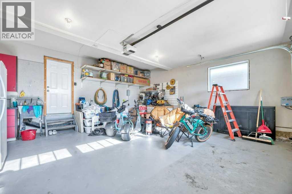 4 Maplewood Estates — photo 44