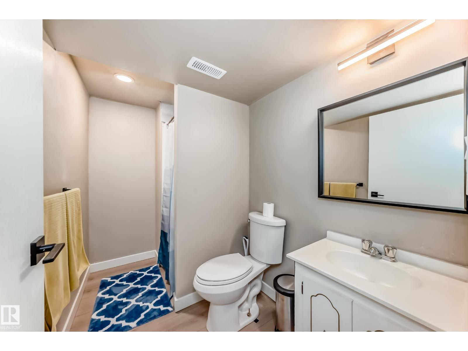 10822 11 AV NW - 29