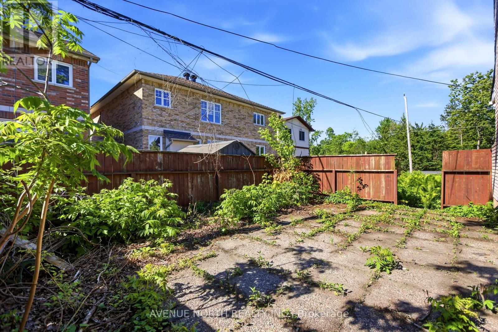 3 Bed, 2 Bath House for Rent in Ottawa – 1991 KINGSDALE AVENUE, Ottawa – MLS# X13423694 - Image 28
