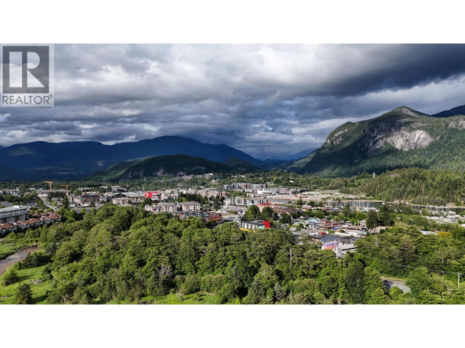 415 1336 MAIN STREET, Squamish