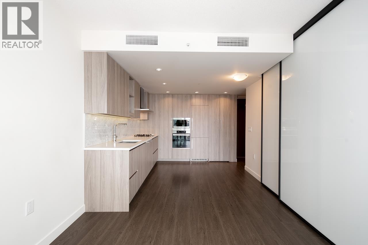 2403 89 NELSON STREET, Vancouver