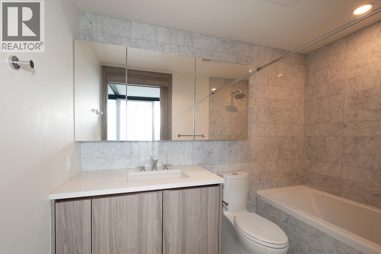 2403 89 NELSON STREET, Vancouver