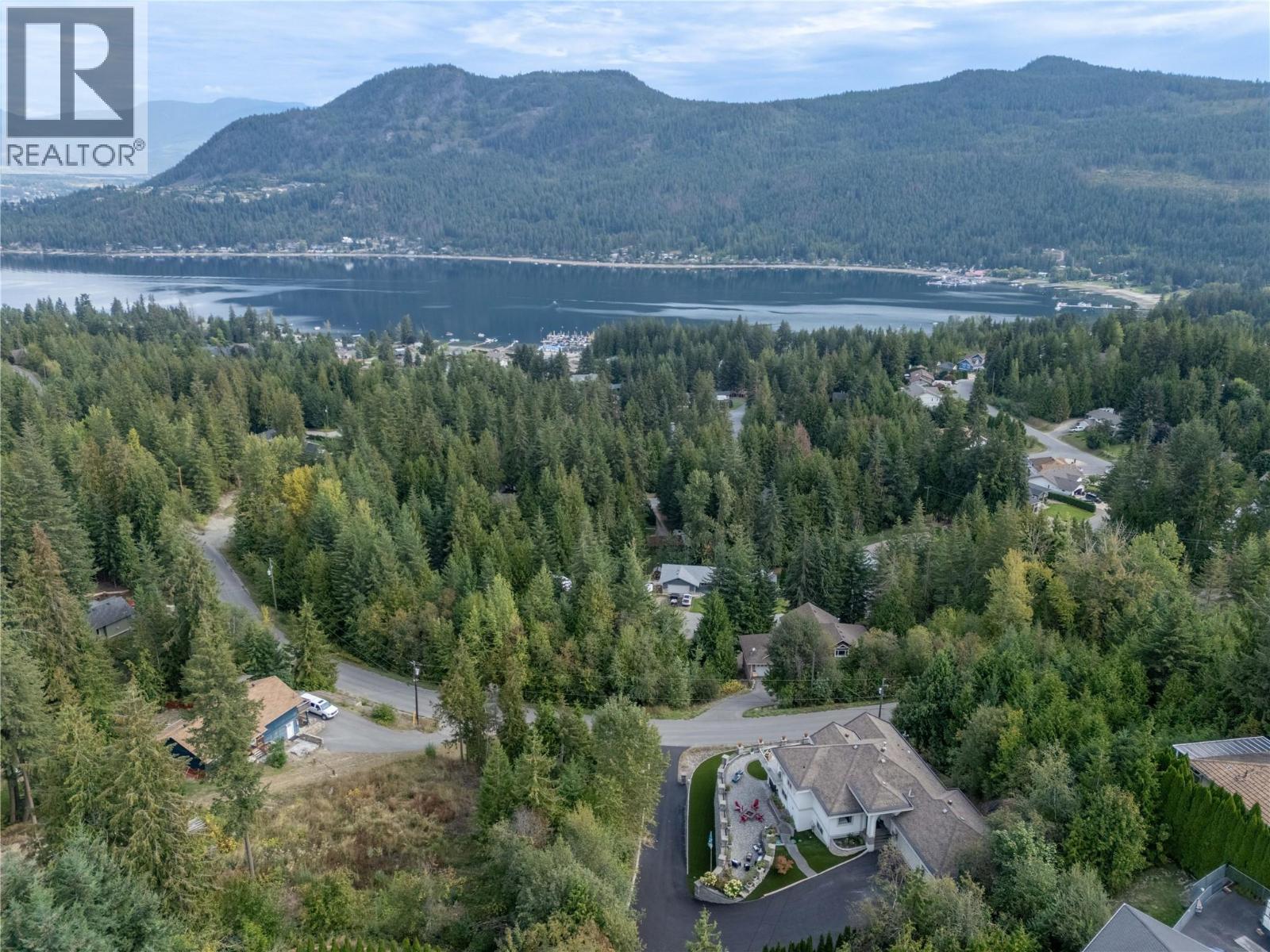 2422 Waverly Drive - 76