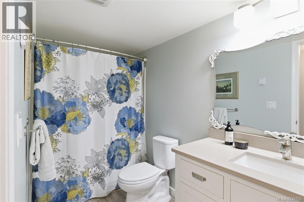 4839 Fillinger Cres - 38