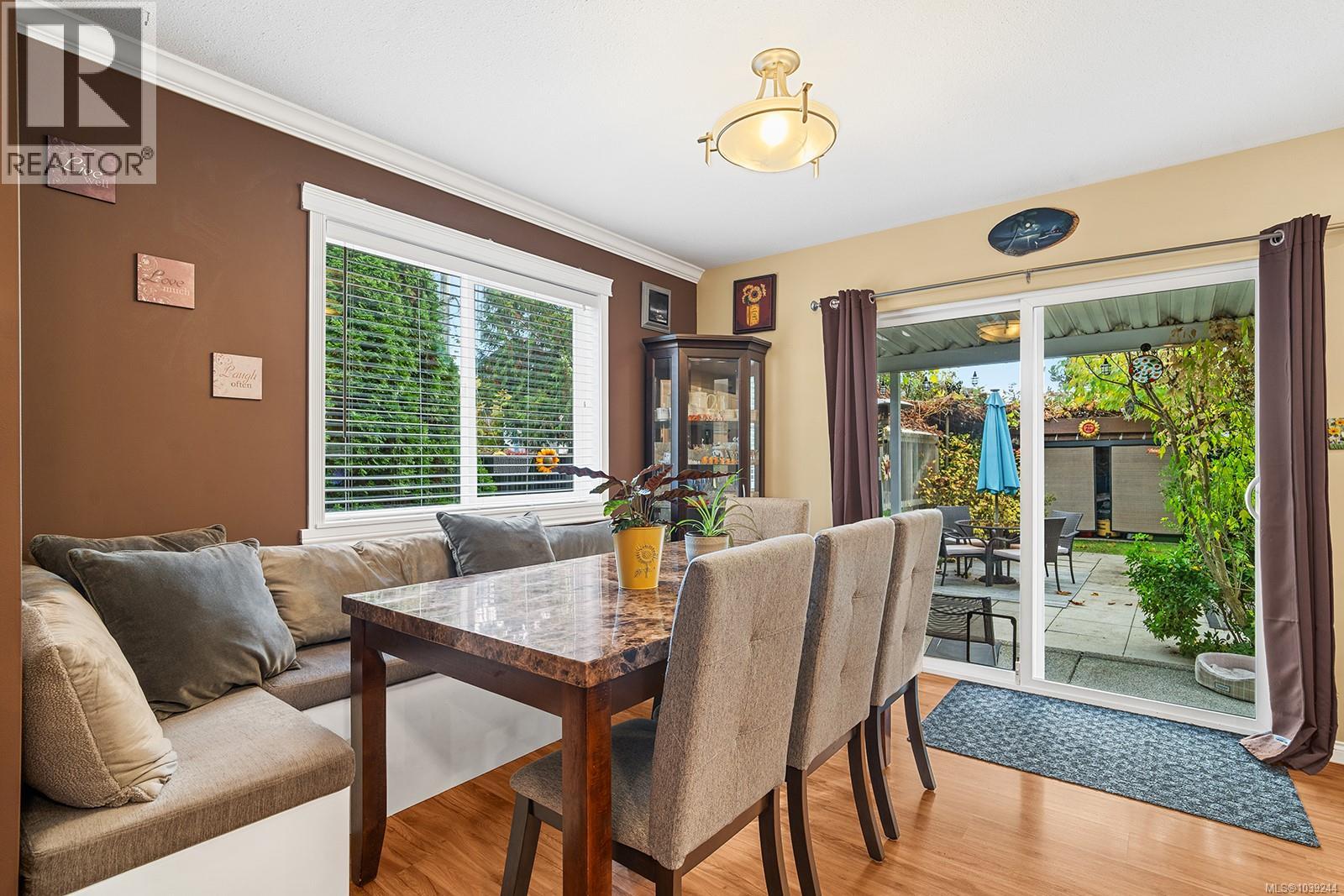 1440A 15th St W, Courtenay