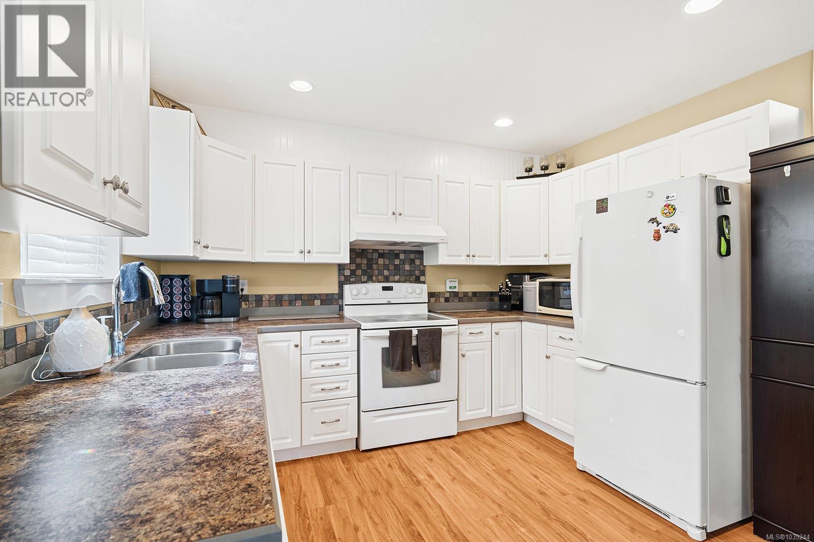 1440A 15th St W - 22