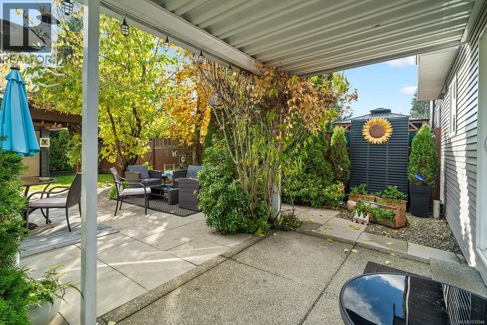 1440A 15th St W, Courtenay