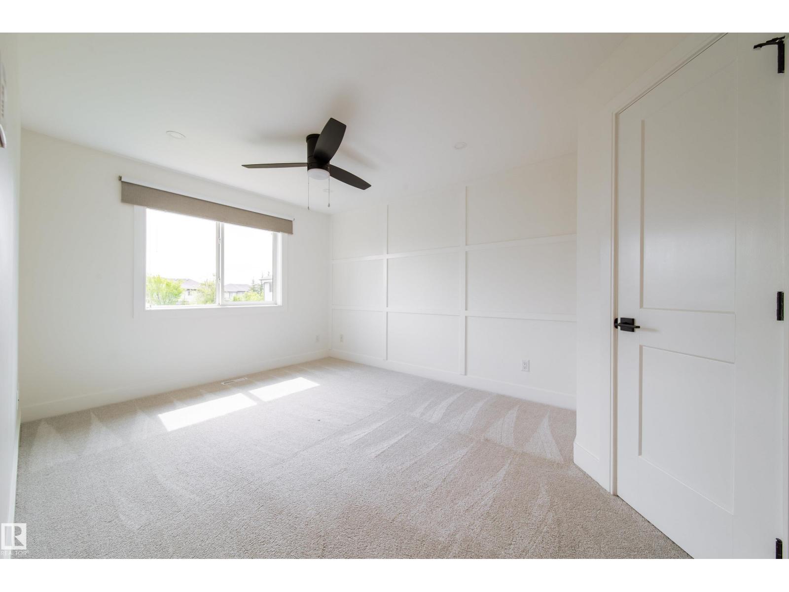 #48 12050 17 AV SW - 15