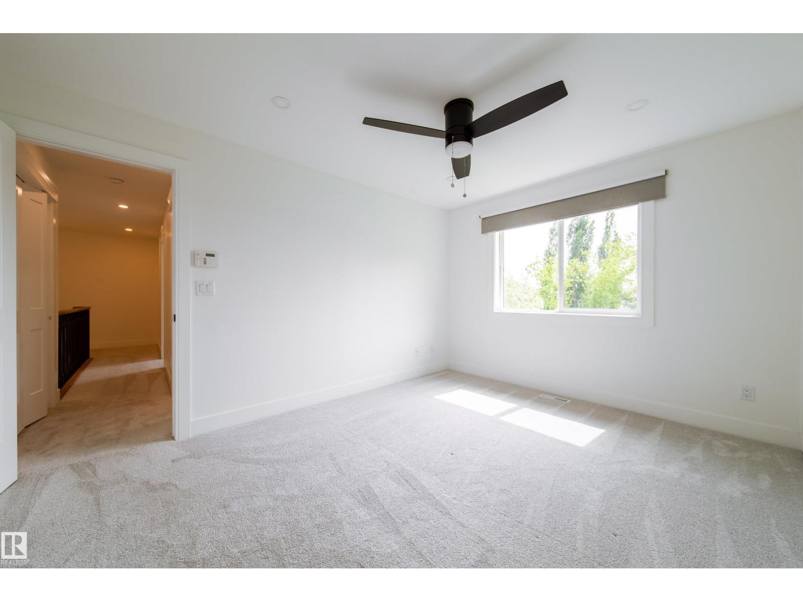 #48 12050 17 AV SW - 16
