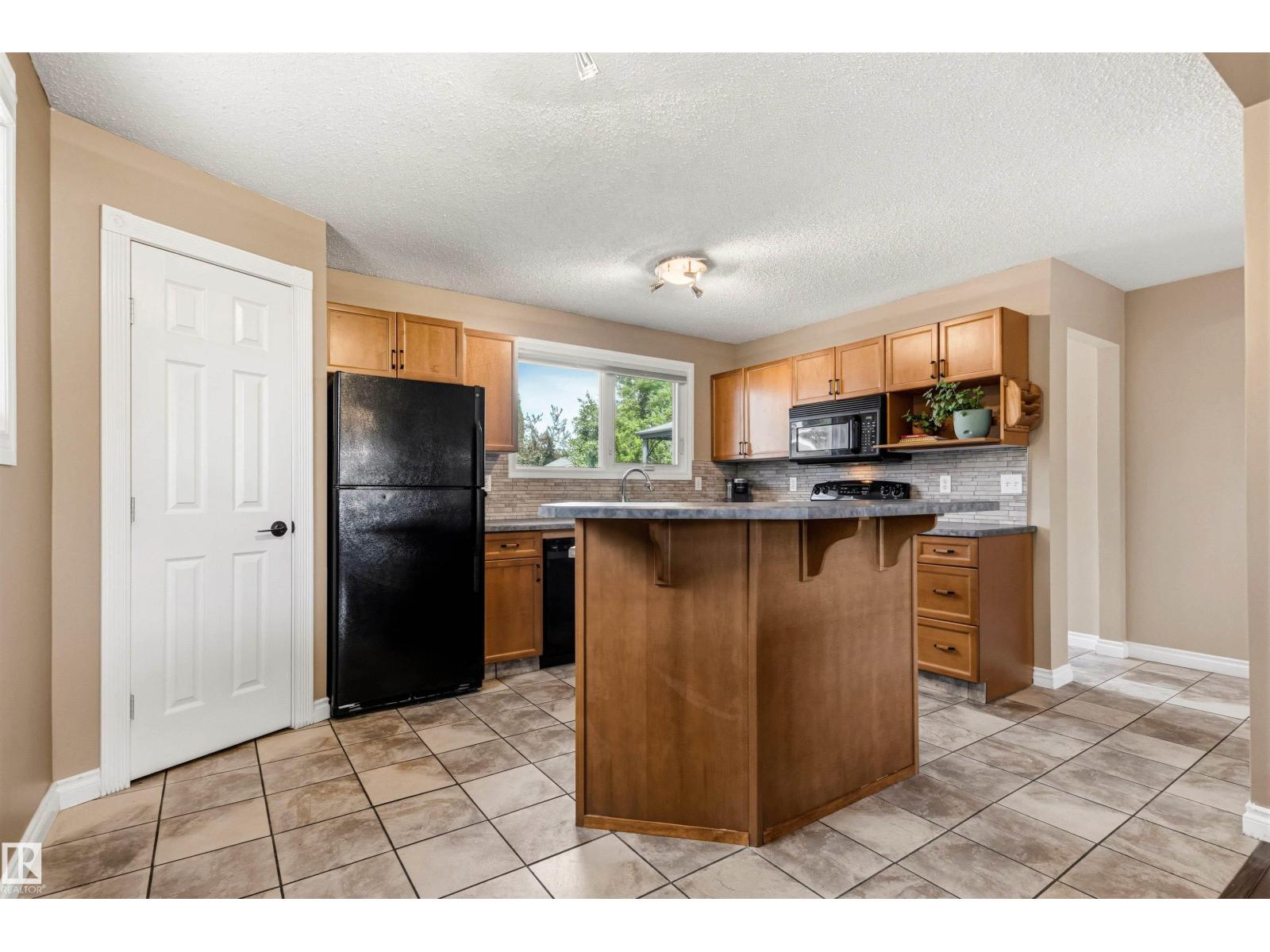 20 HUGHES RD NW — photo 11