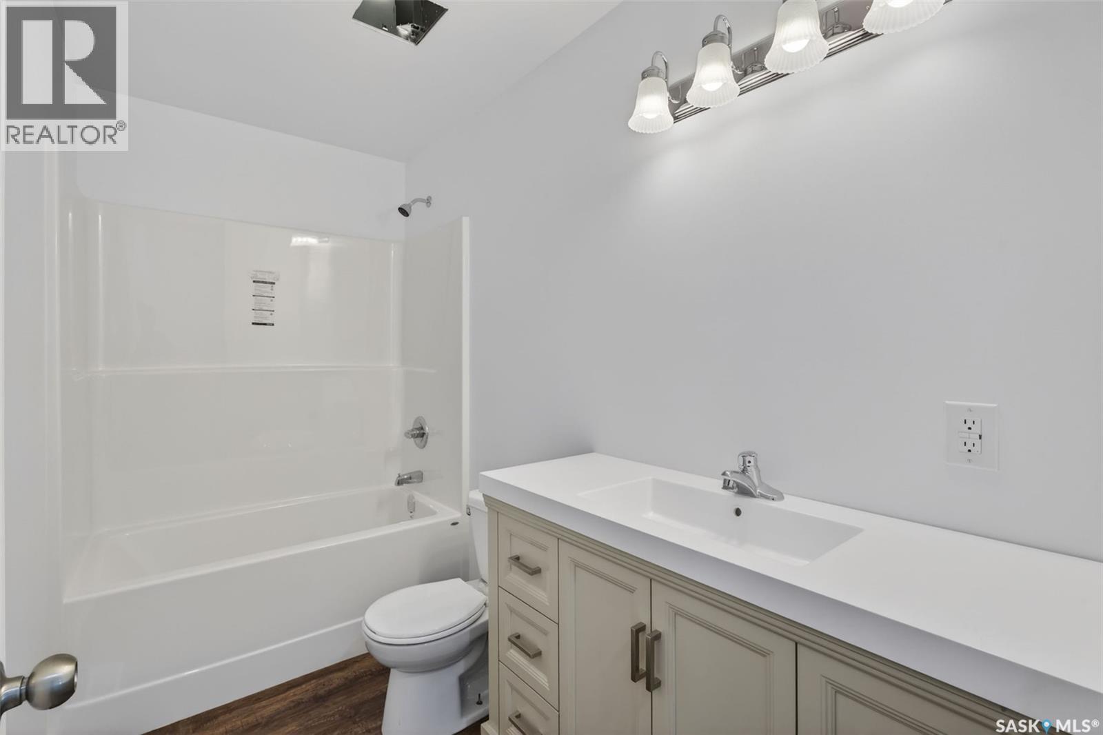 209 Central AVENUE S - 19