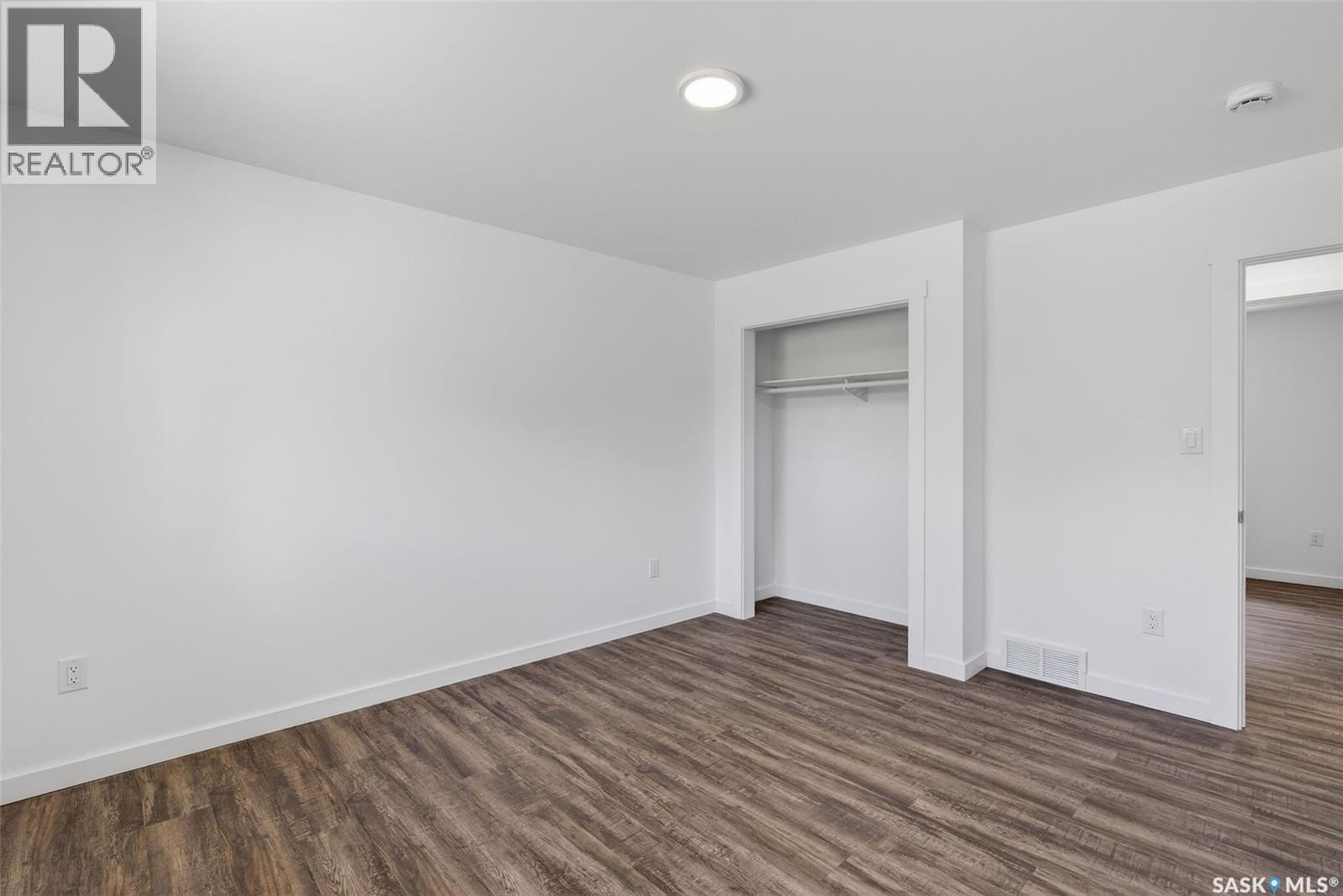 209 Central AVENUE S - 24