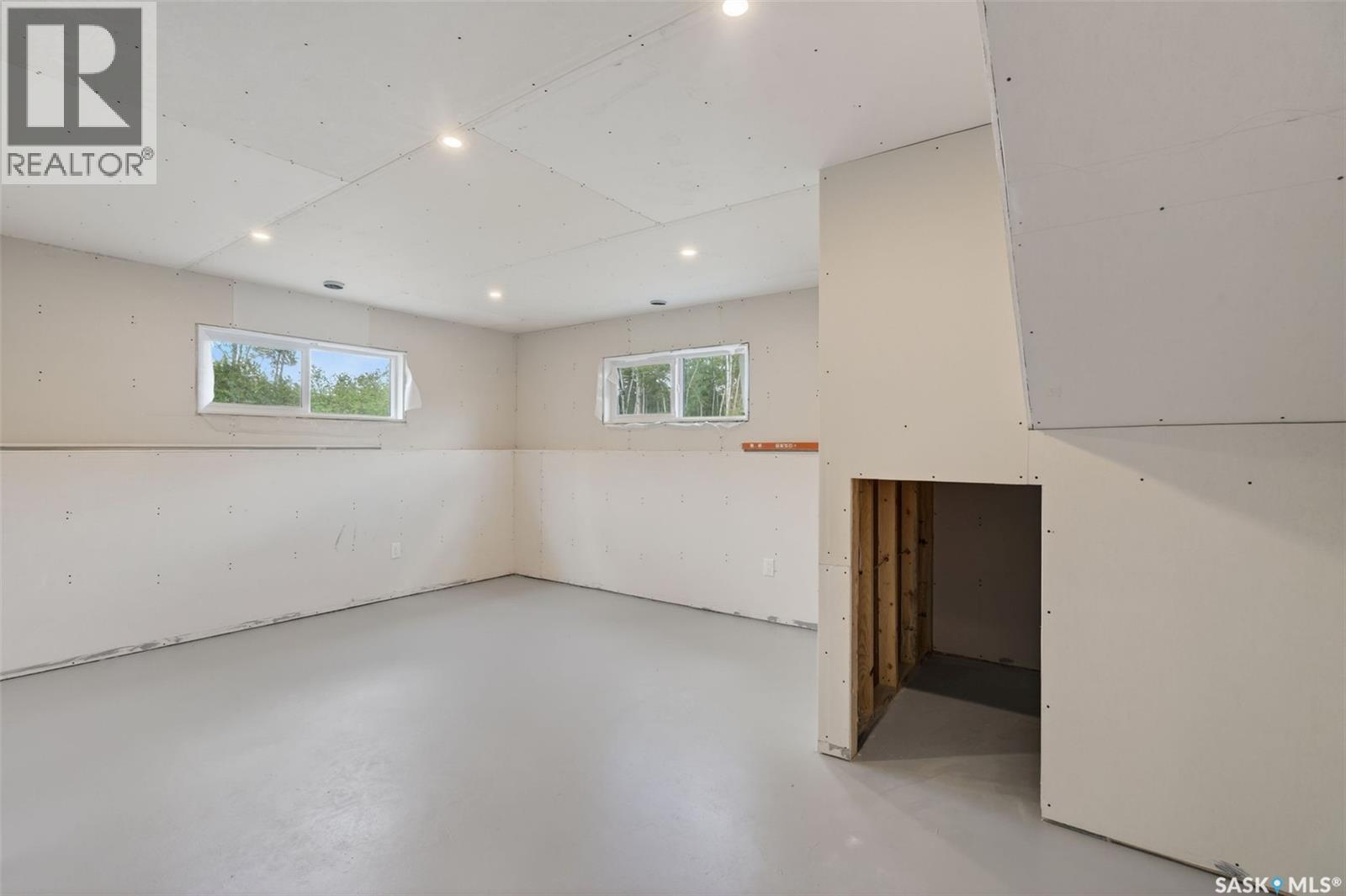 209 Central AVENUE S - 26