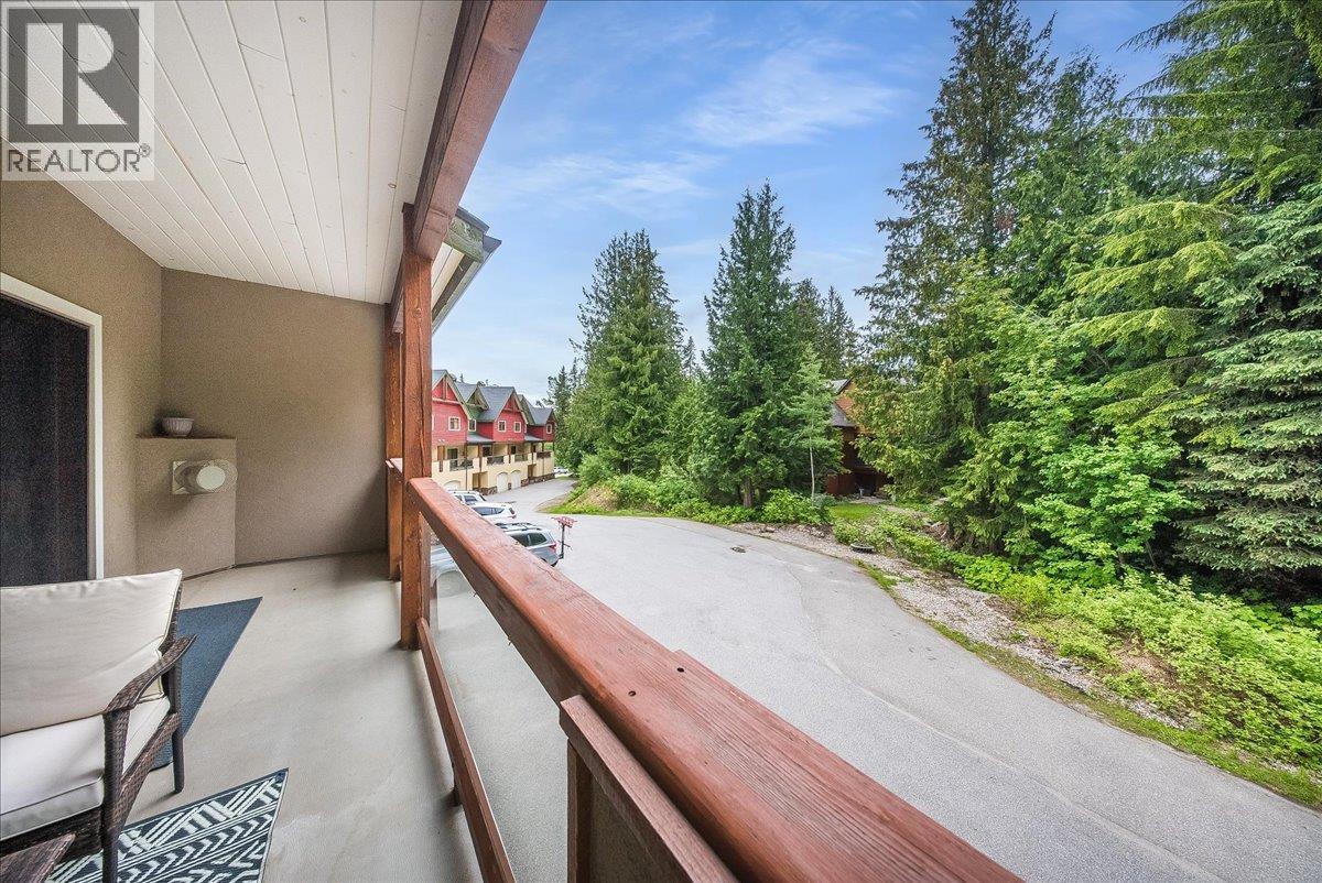 1003 Mountain View Road Unit# D, Rossland