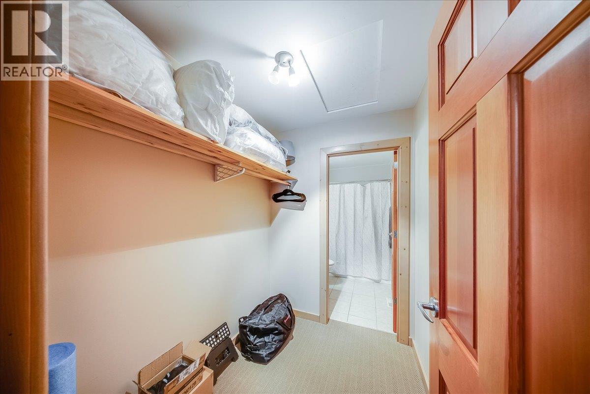 1003 Mountain View Road Unit# D, Rossland