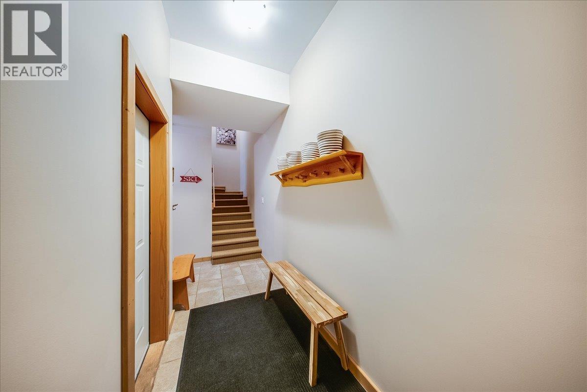 1003 Mountain View Road Unit# D, Rossland