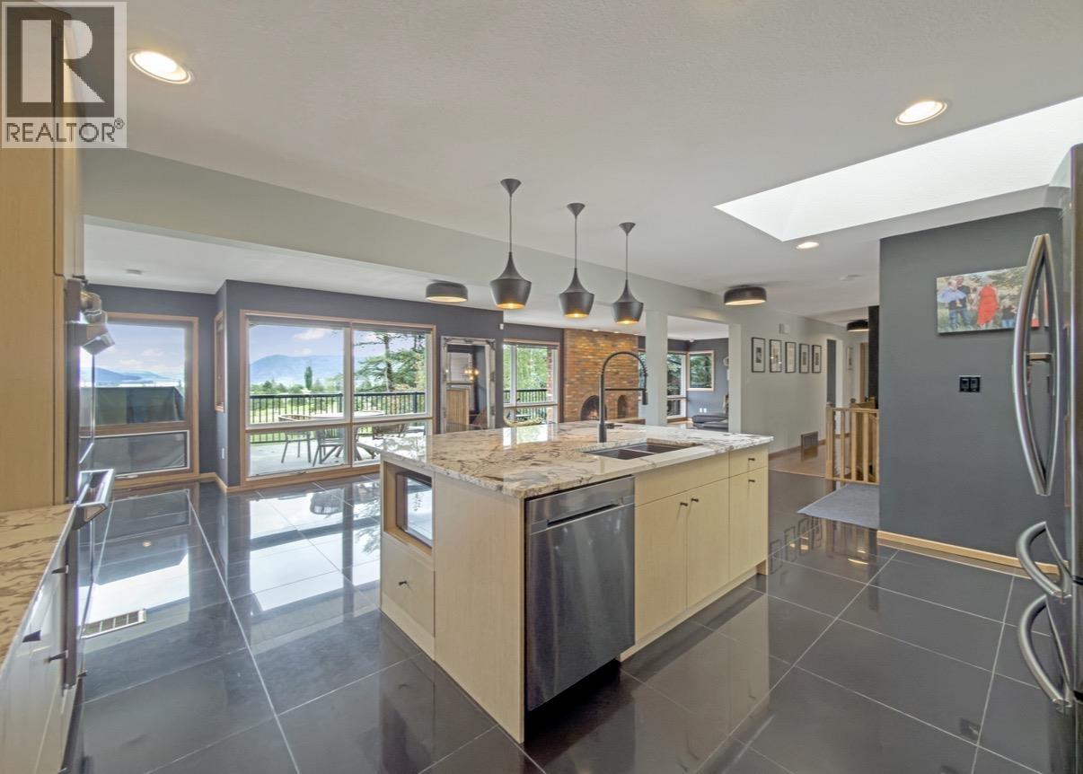 154 COUNTRY CLUB BOULEVARD - 16
