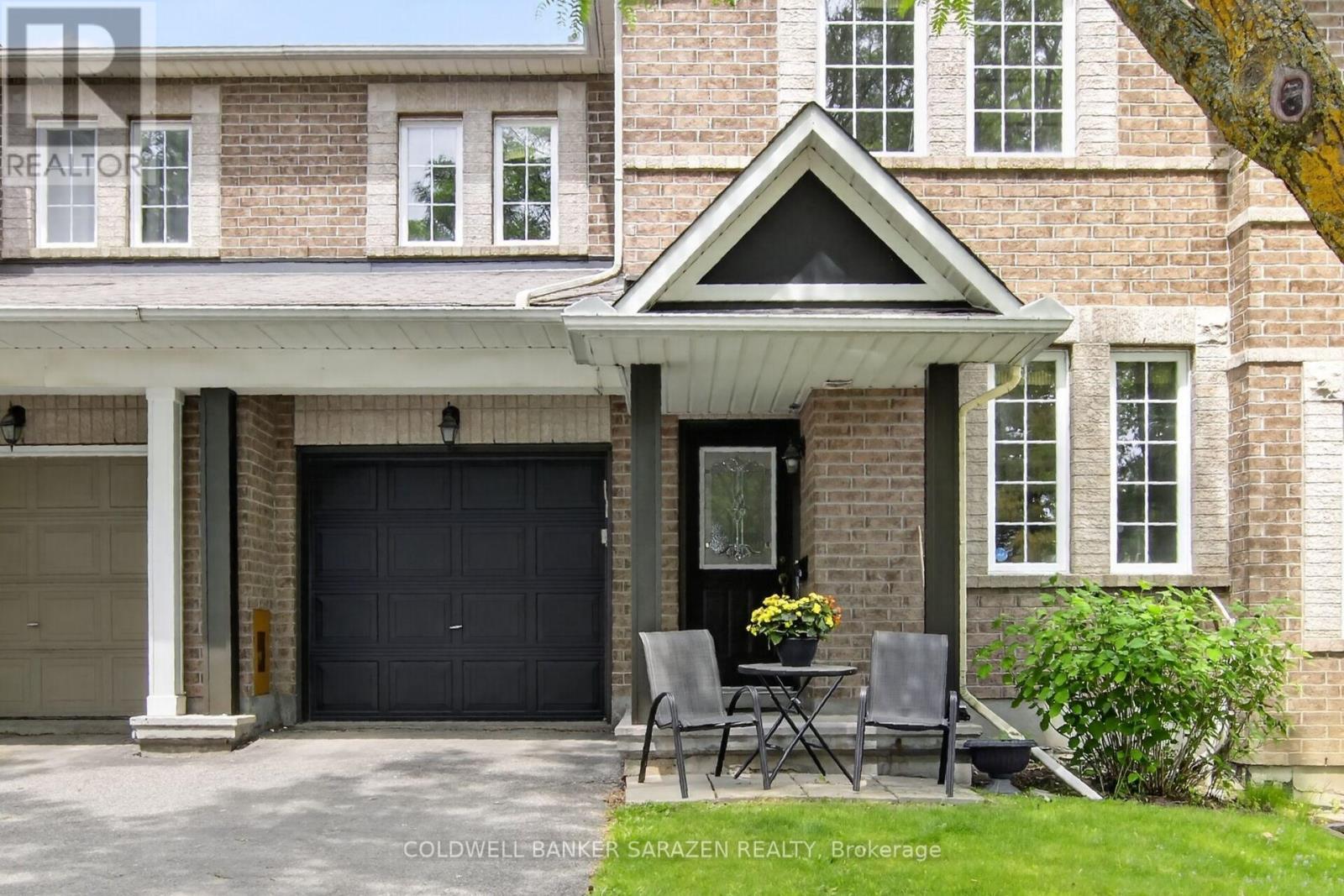 7 BARNSTONE DRIVE - 2