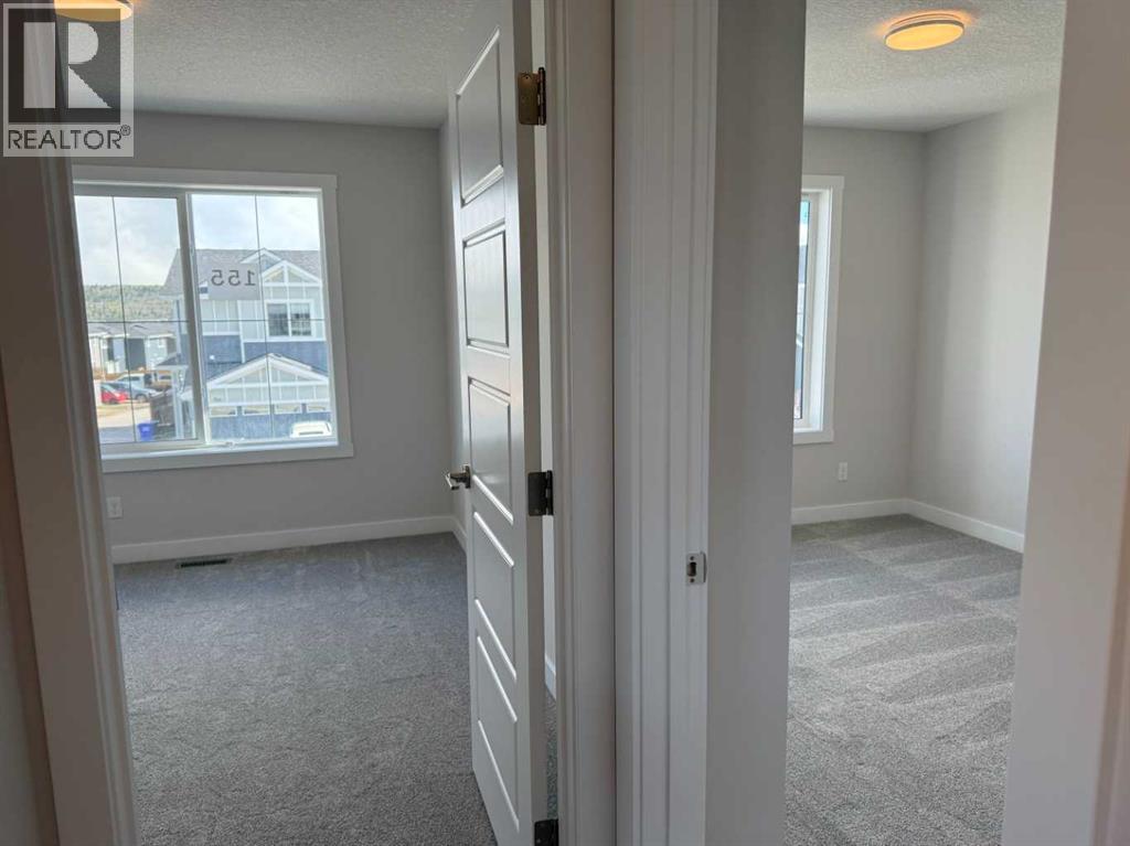 155 Sundown Crescent — photo 29
