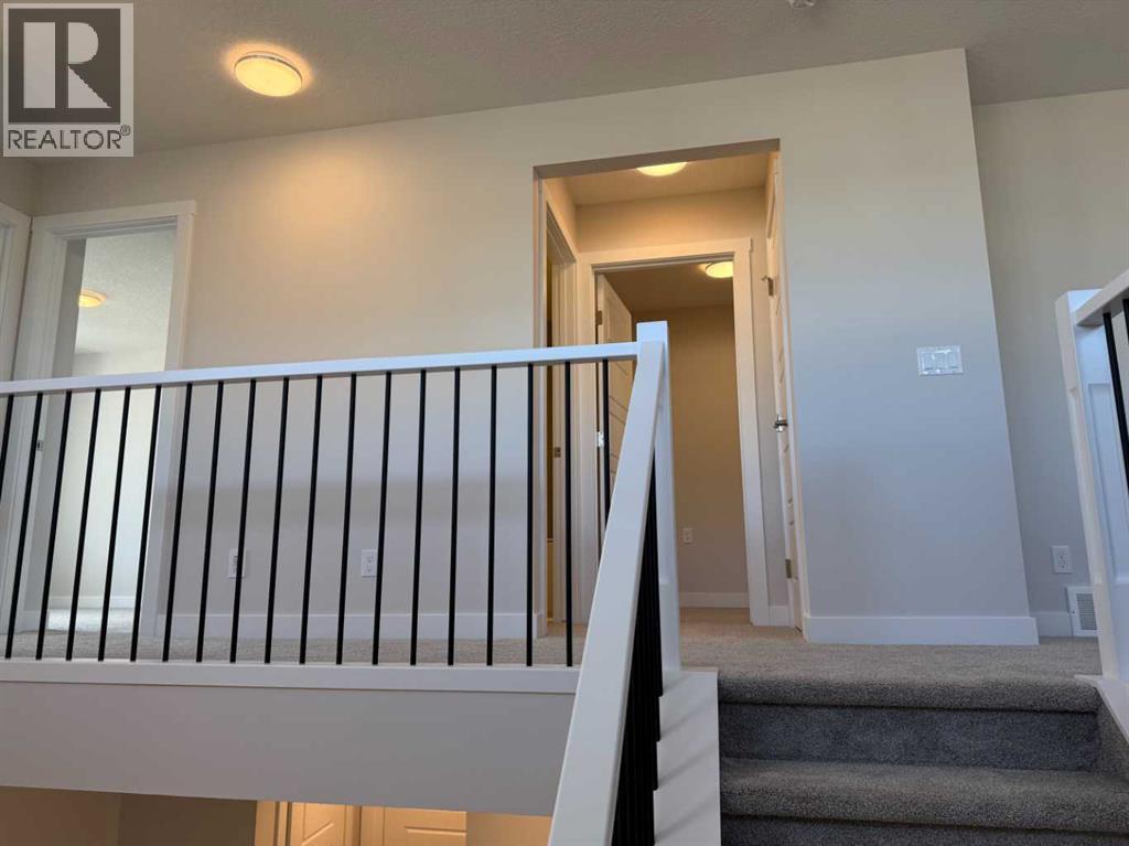 155 Sundown Crescent — photo 34