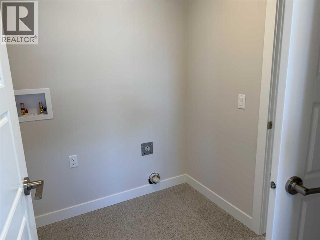 155 Sundown Crescent — photo 38