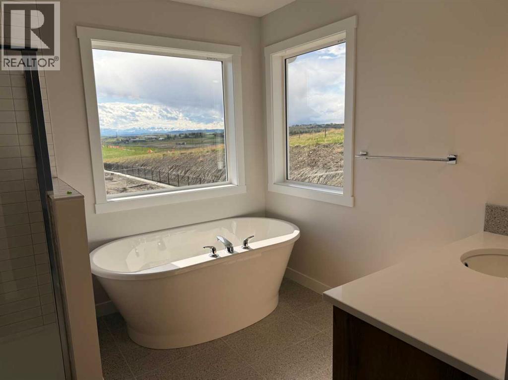 155 Sundown Crescent — photo 42