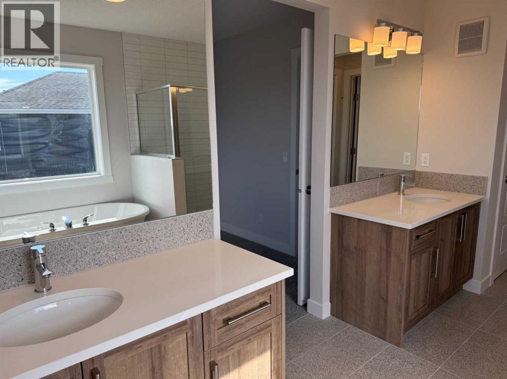 155 Sundown Crescent — photo 44