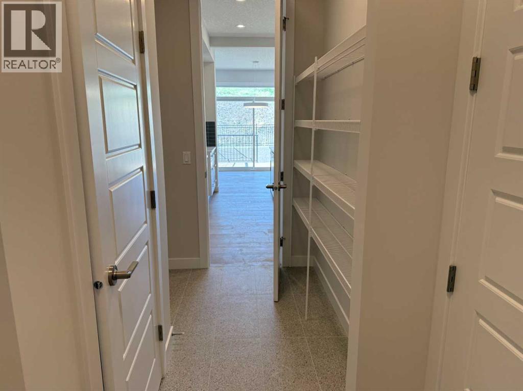 155 Sundown Crescent — photo 7
