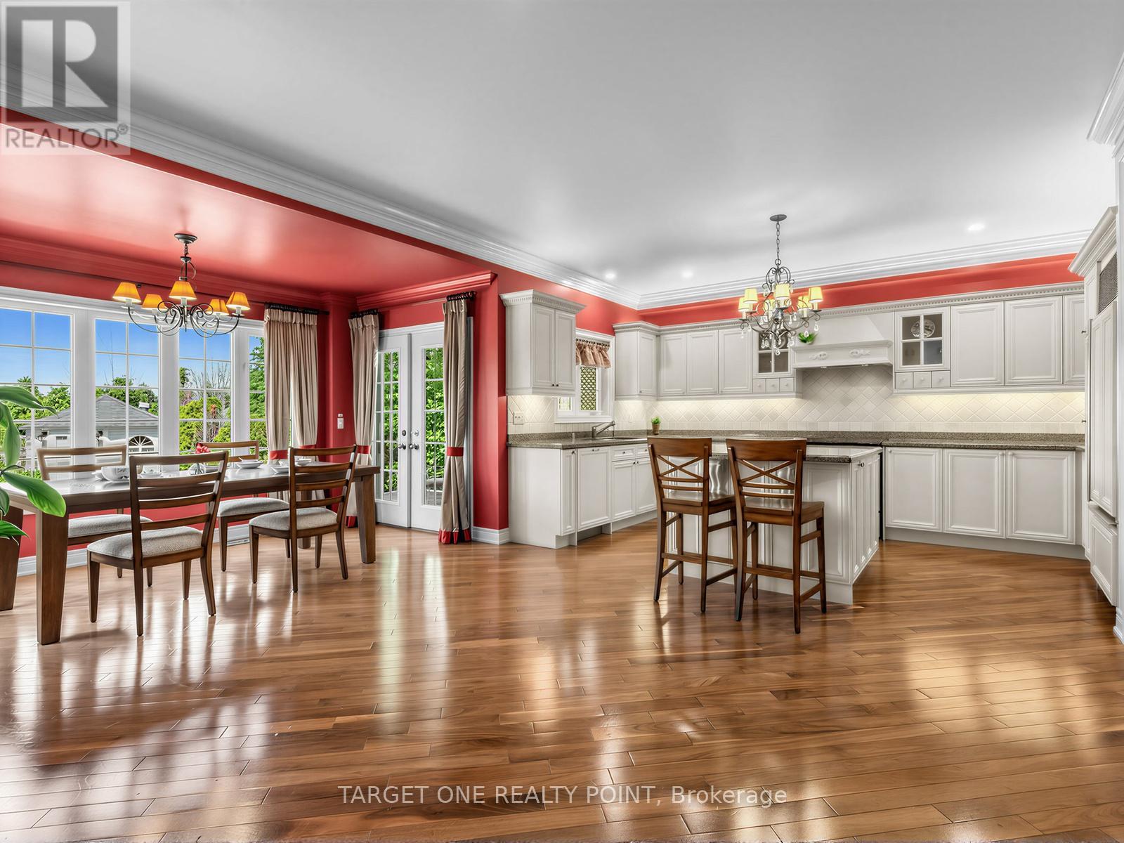 20 ORMSBY COURT - 10