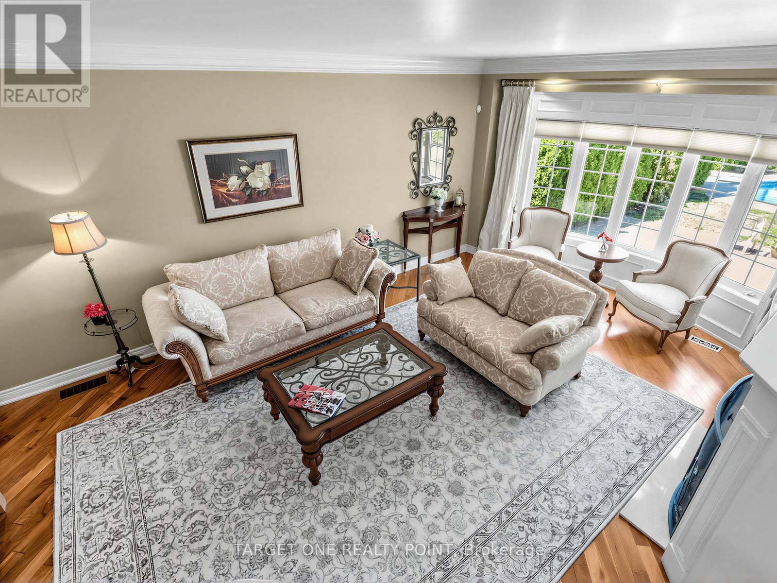 20 ORMSBY COURT - 15