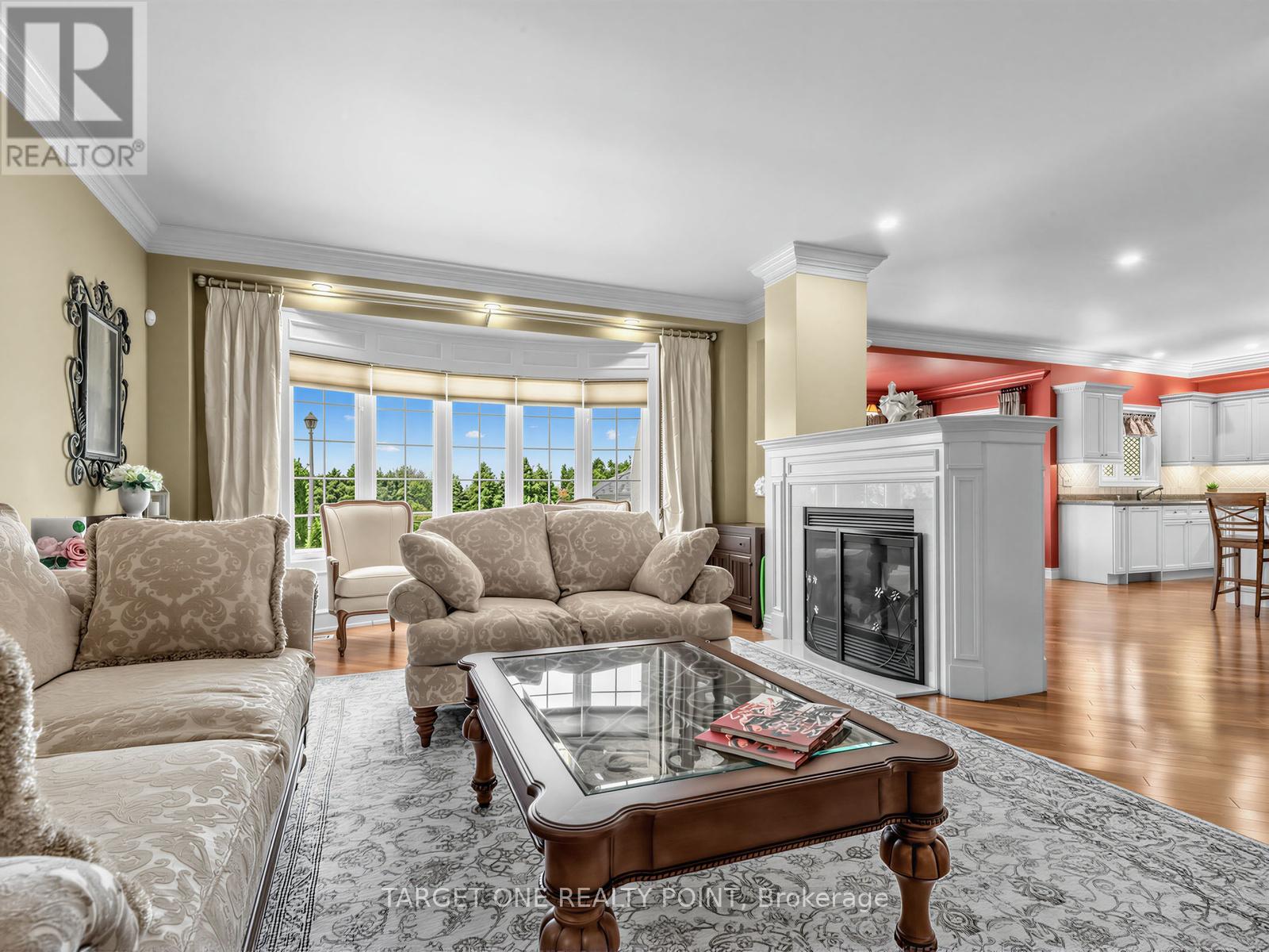 20 ORMSBY COURT - 17