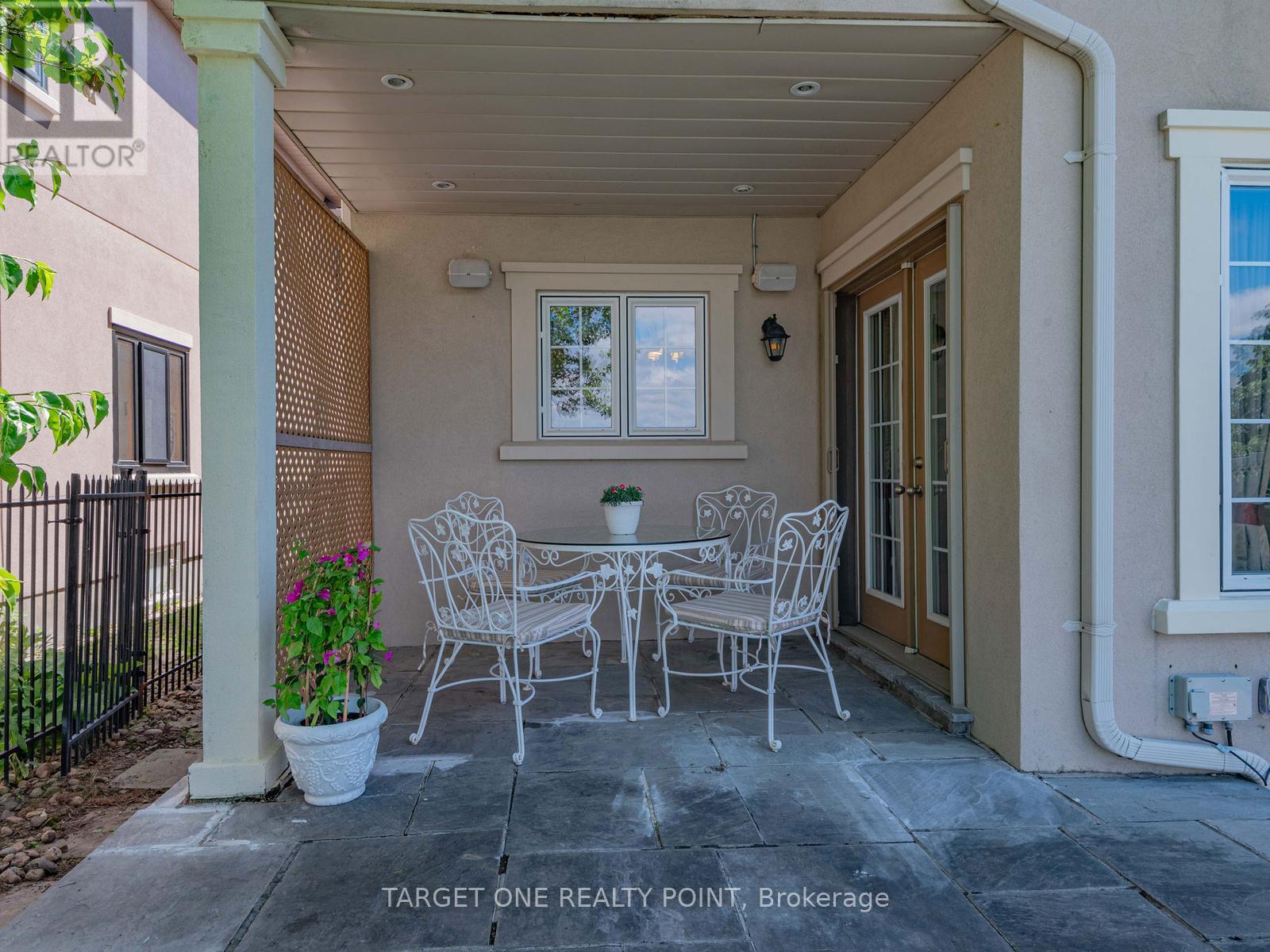 20 ORMSBY COURT - 45