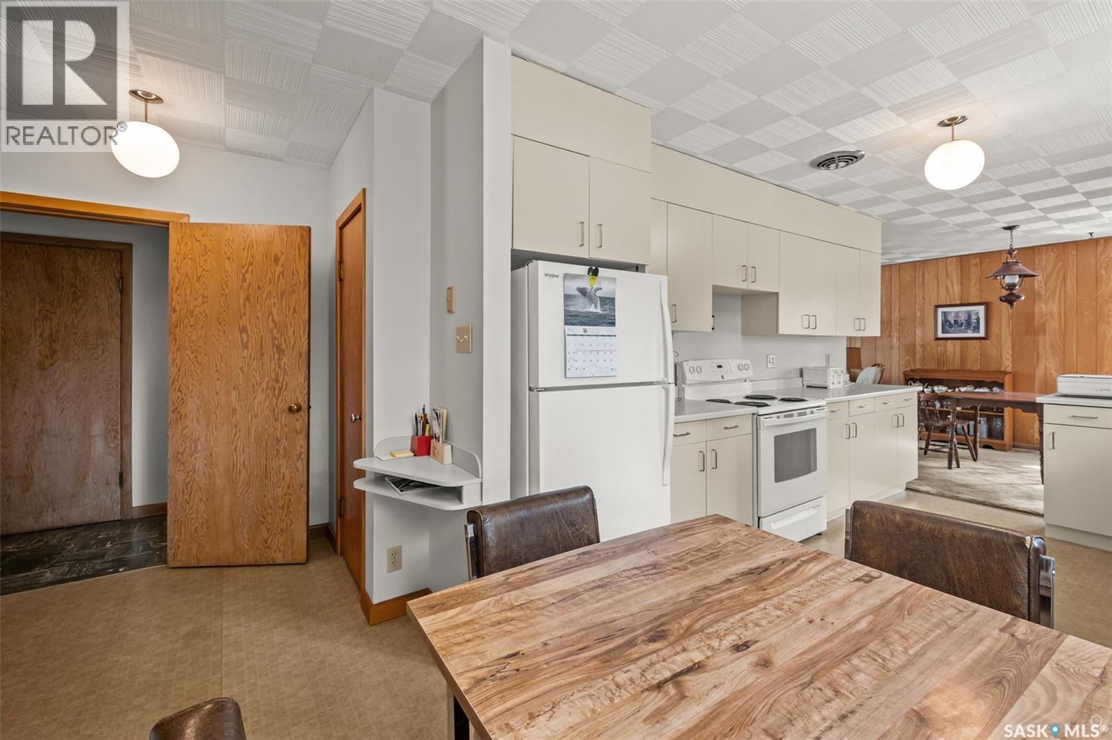 405 21st STREET W - 10